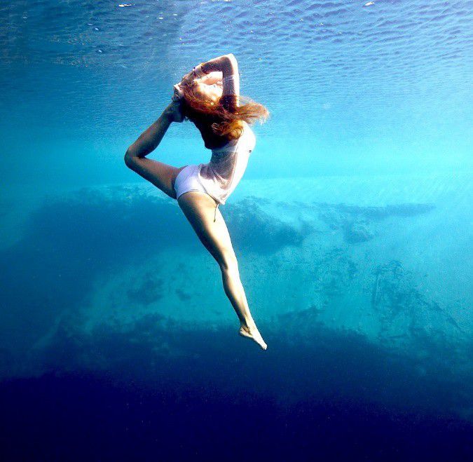 yoga dưới nước